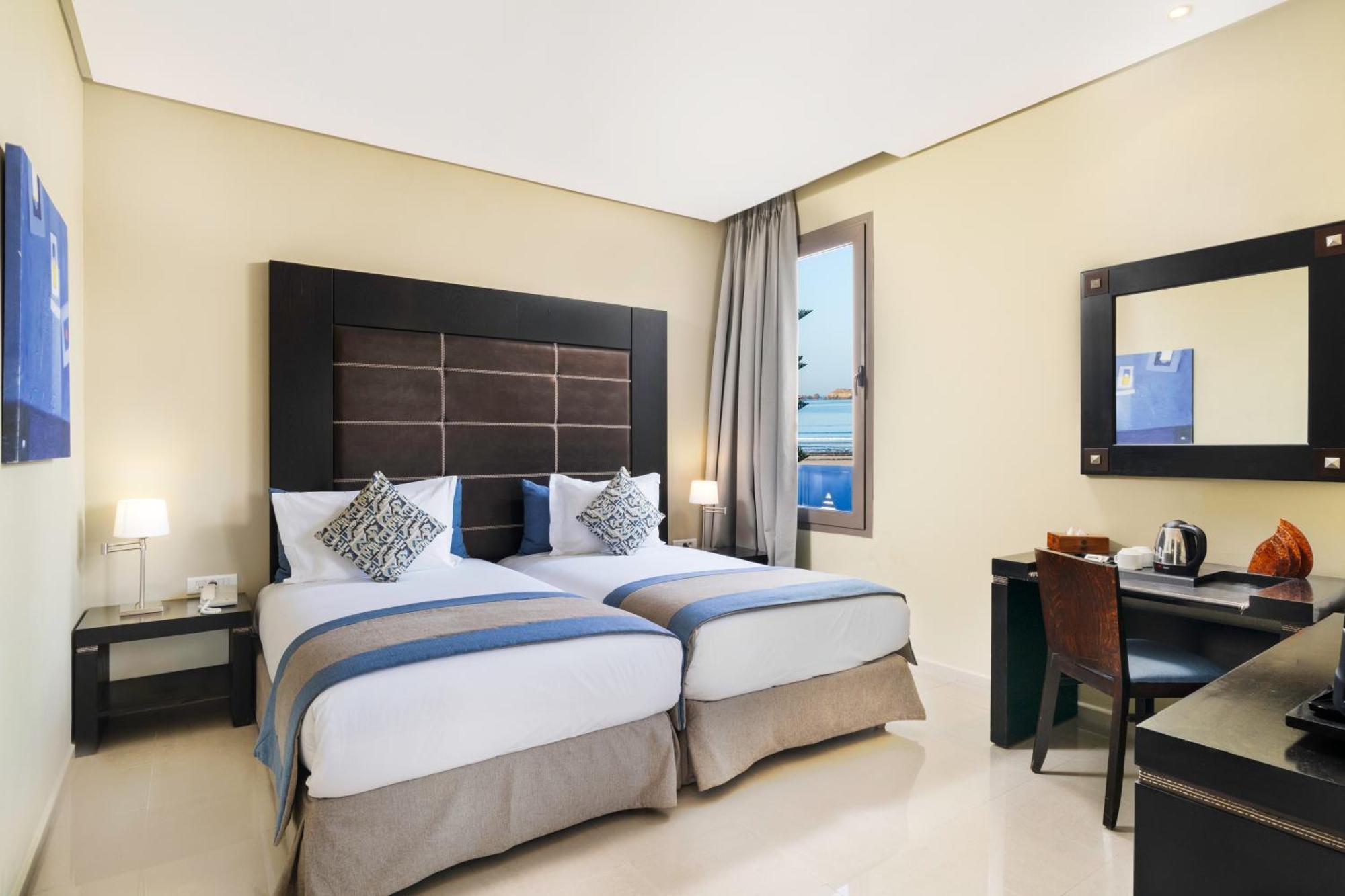 Atlas Essaouira Riad Resort Exterior photo A room at the hotel