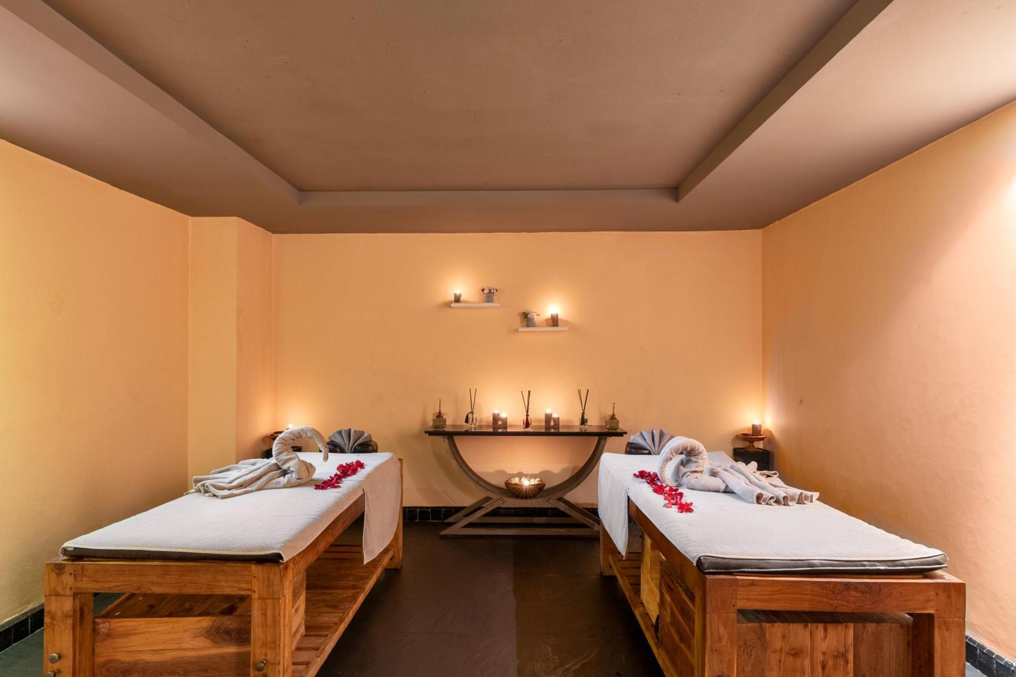 Atlas Essaouira Riad Resort Exterior photo Spa at The Park, New Delhi