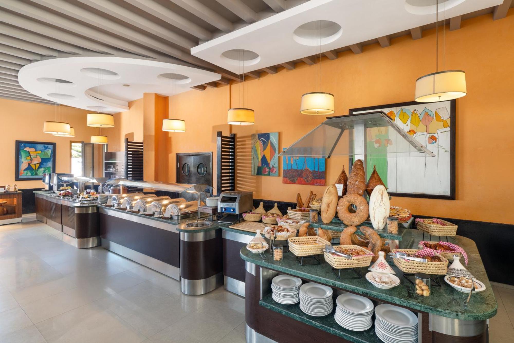 Atlas Essaouira Riad Resort Exterior photo The buffet at the hotel