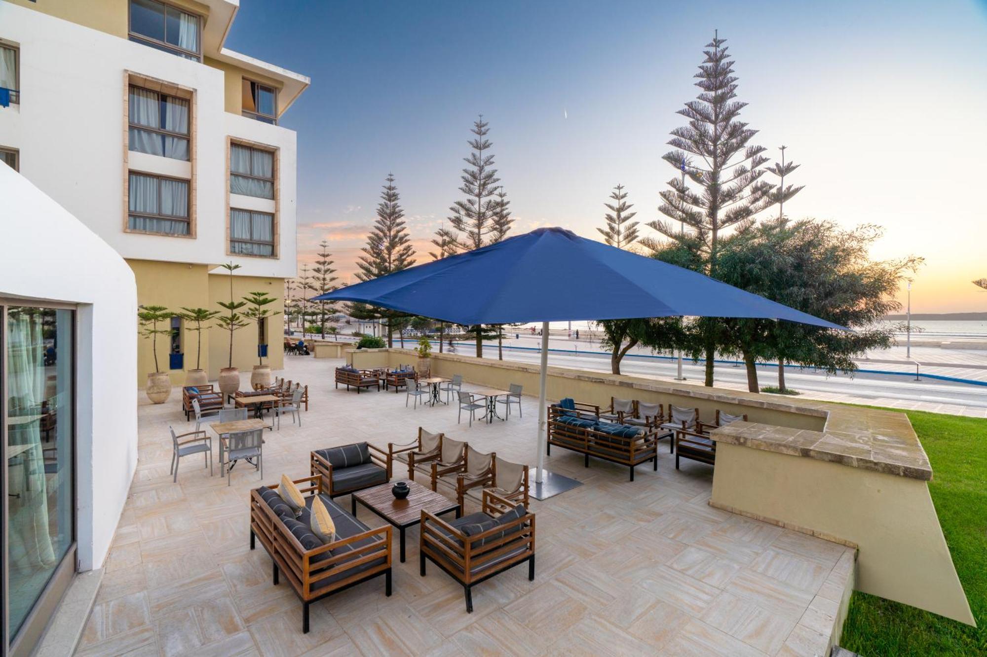 Atlas Essaouira Riad Resort Exterior photo The hotel's terrace